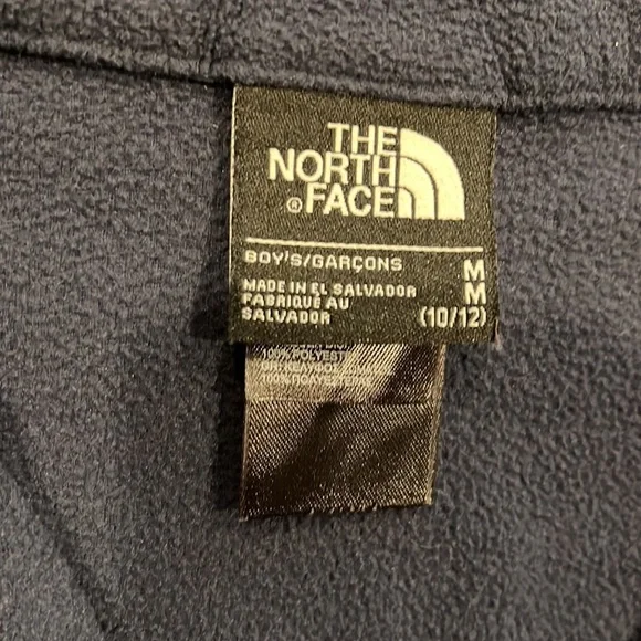 The North Face Top🌺 - Picture 3 of 6